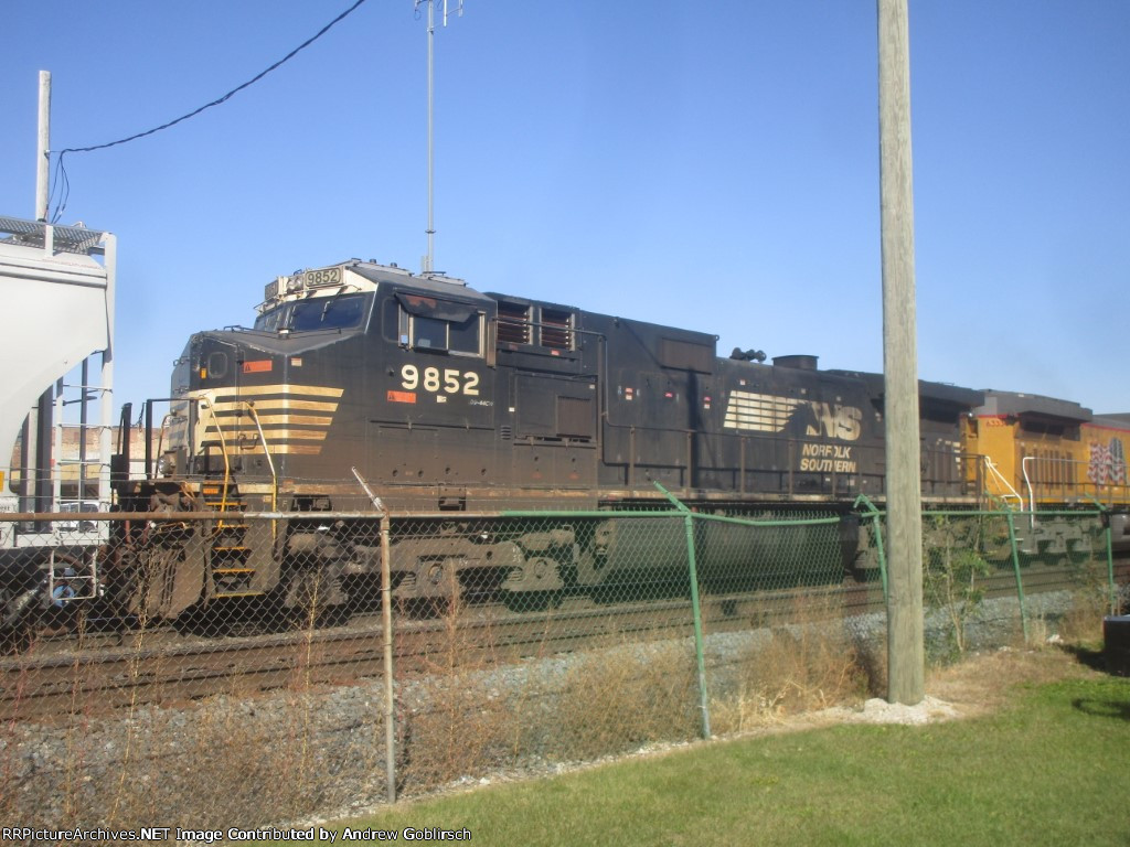 NS 9852